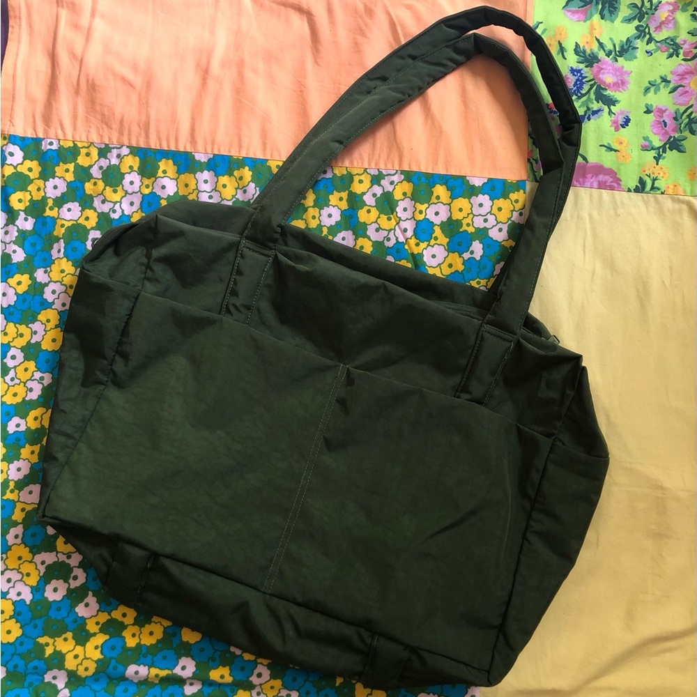 BAGGU Cloud Carry On-Bay Laurel